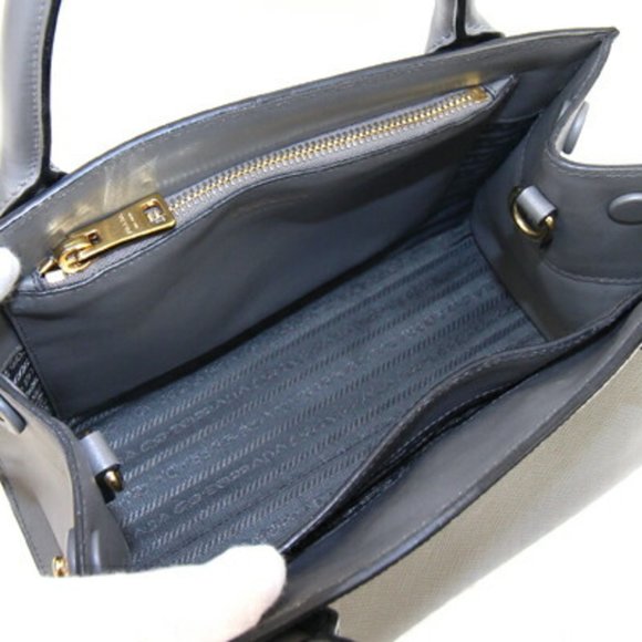 Prada Handbag 1BA156 Gray Calf Leather Women's PRADA - Picture 3 of 8